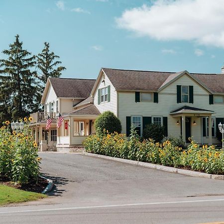 Skaneateles Suites المظهر الخارجي الصورة